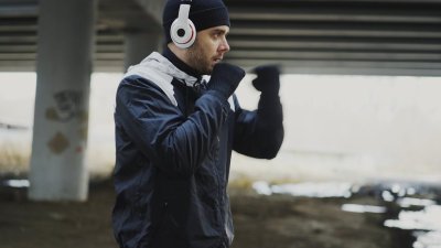 Open-ear oordopjes zijn dé trend in audio dit jaar